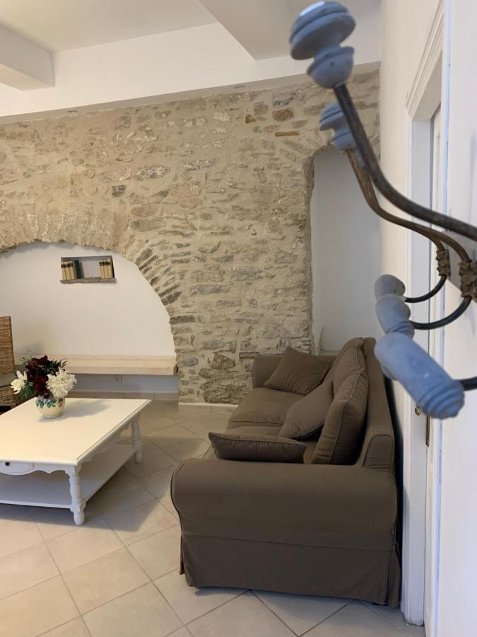La Maison De Leontine La Liviniere Exteriör bild