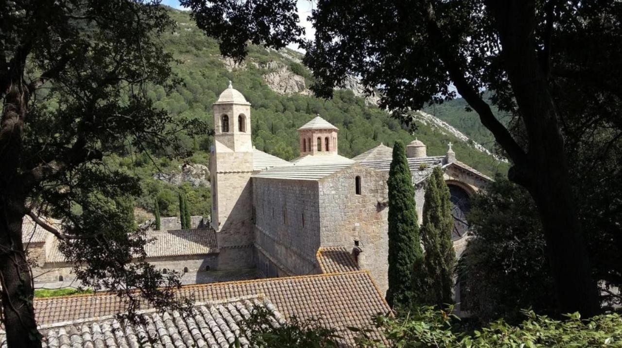 La Maison De Leontine La Liviniere Exteriör bild