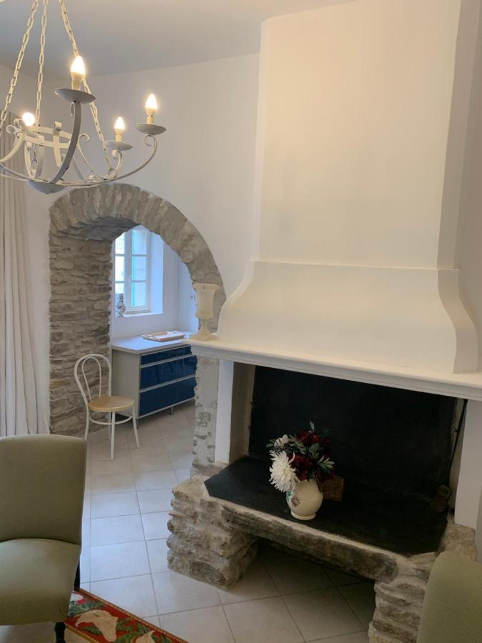 La Maison De Leontine La Liviniere Exteriör bild